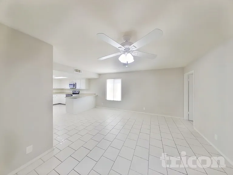 2803 N Dakota St — Photo 4