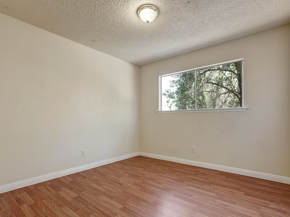 1st image of 3340 W Vassar Ct