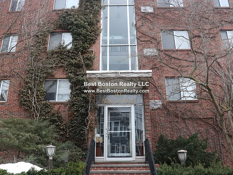 41 Belmont St #25 — Photo 18