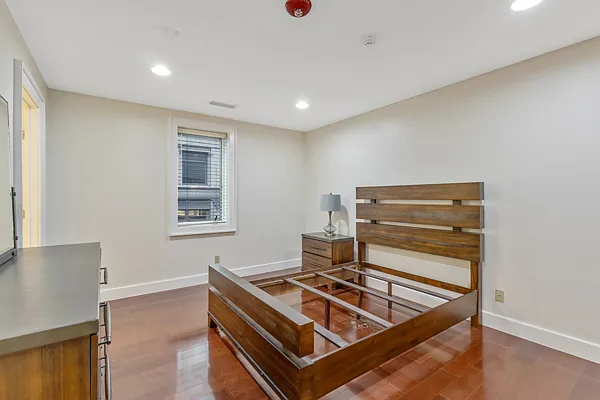 333 S Salina St #1 — Photo 20