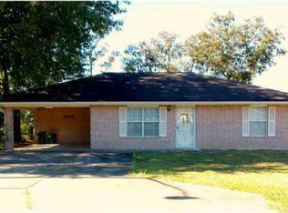 206 Park Ave, Ville Platte, LA 70586