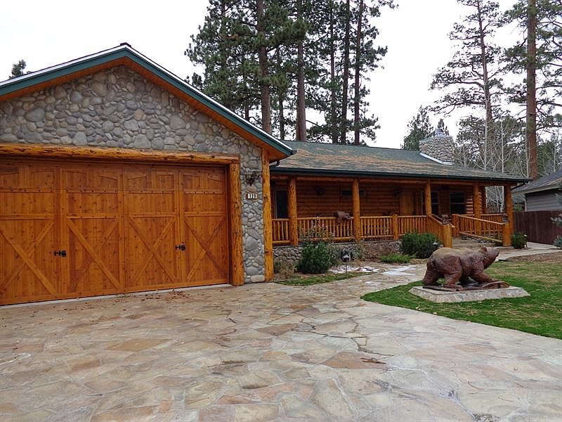 1st image of 128 Stonebridge Cir