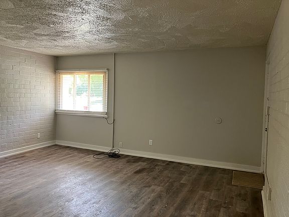3rd image of 601 N State St #3A