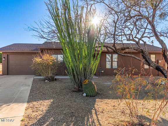 2nd image of 10580 E Observatory Dr