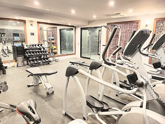 Rented by NYC REALTY GROUP 693 | media 47