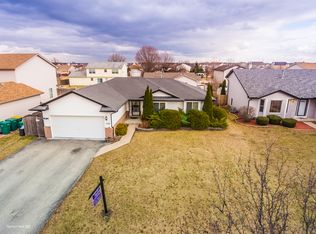 1716 Mandan Village Dr, Plainfield, IL