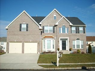 7 Midfield St, Sicklerville, NJ 08081