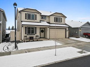 19537 E 3rd Ln, Greenacres, WA 99016