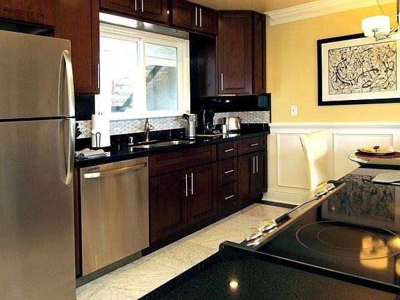 2nd image of 19 Circle Dr APT E