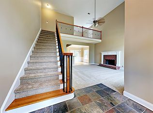 315 Heathrow Dr, Hiram, GA 30141