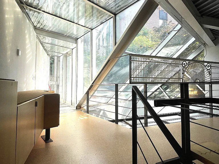 413 Sackett St #1 — Photo 3