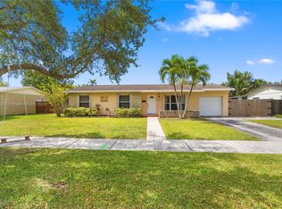 9364 SW 184th Ter, Cutler Bay, FL 33157