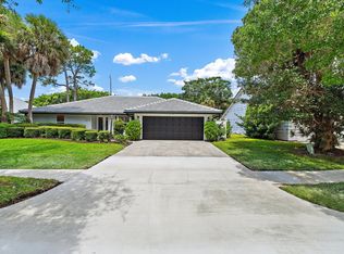 18169 Lake Bend Drive, Jupiter, FL 33458
