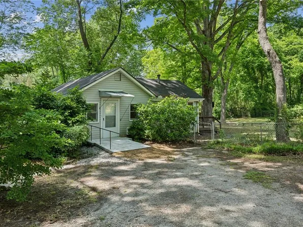 4202 Maplewood Dr, Decatur, GA 30035