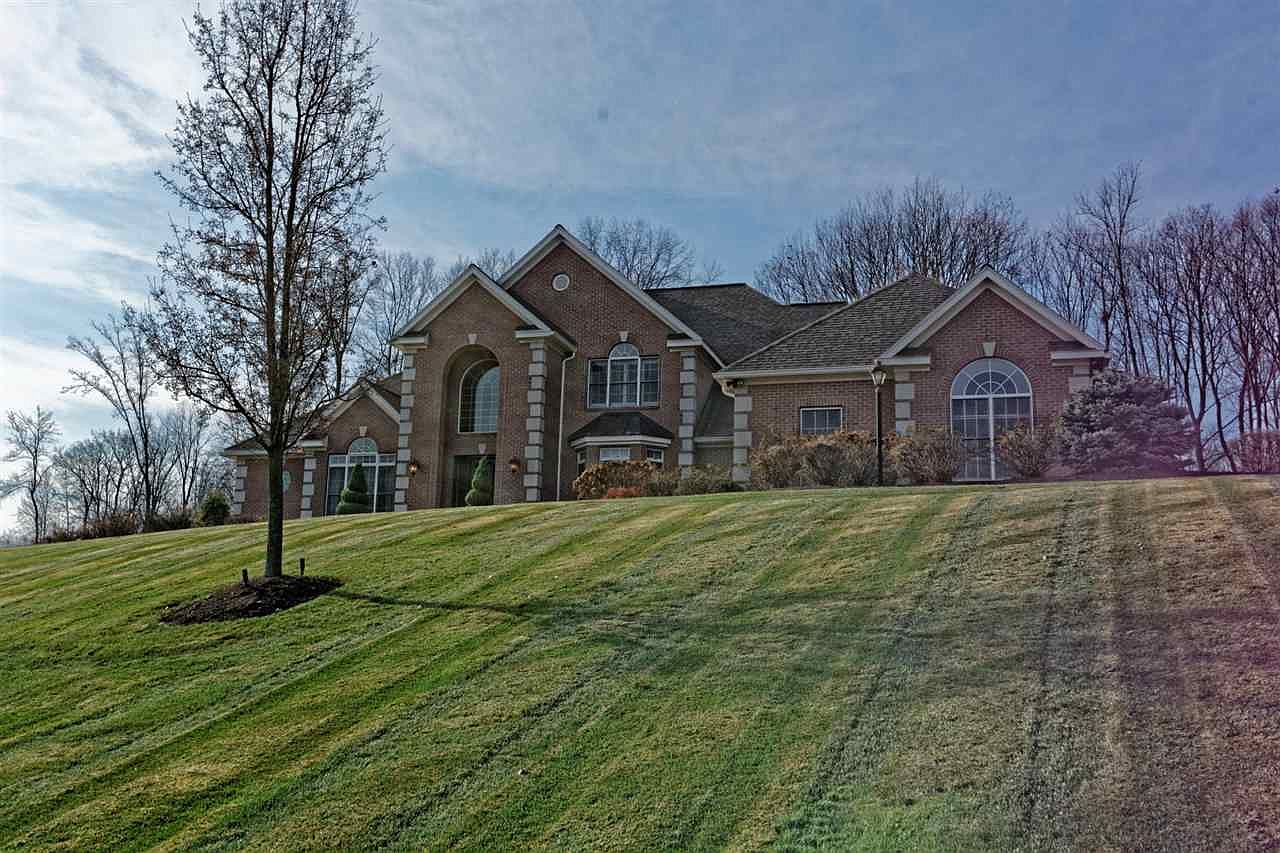 8 Stoneridge Dr, Loudonville, NY 12211 Zillow