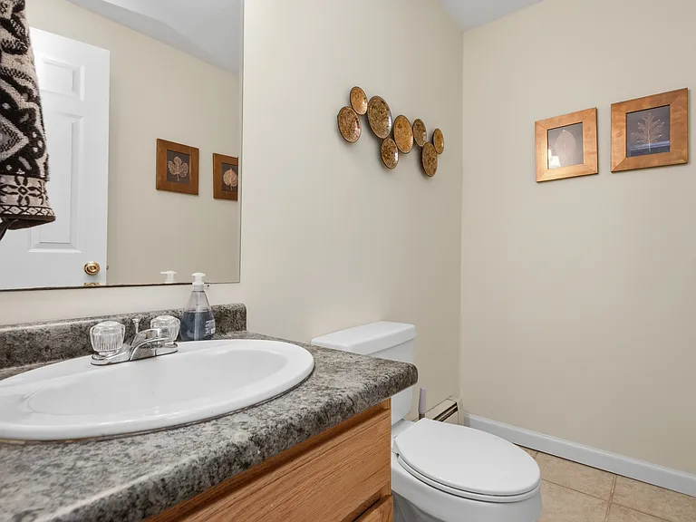 27 Colburn St #27 — Photo 22
