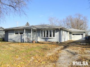 2317 10th St, Silvis, IL 61282