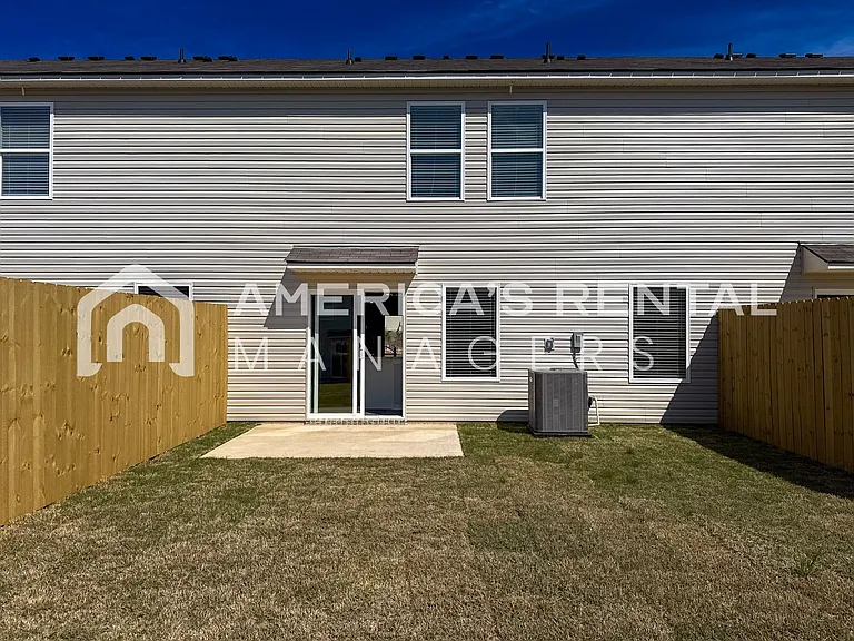 100 River Grass Dr — Photo 15