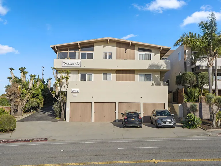 346 Palos Verdes Blvd — Photo 16