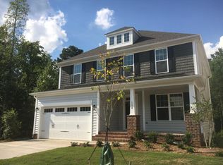 124 Champion Oak Dr, Cary, NC 27519