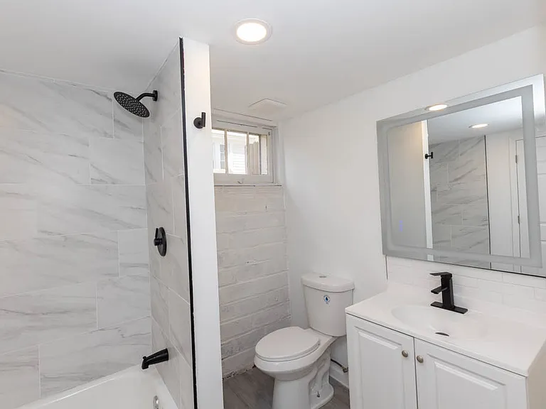 3115 Essex Rd — Photo 17