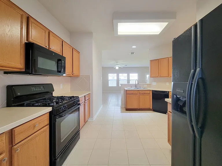 19330 Harvest Stream Way — Photo 12