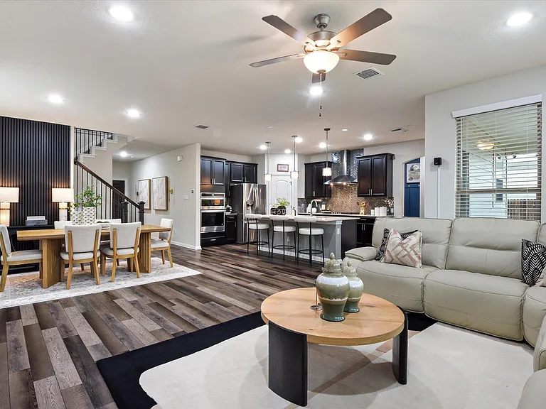 210 Zuma Dr — Photo 7