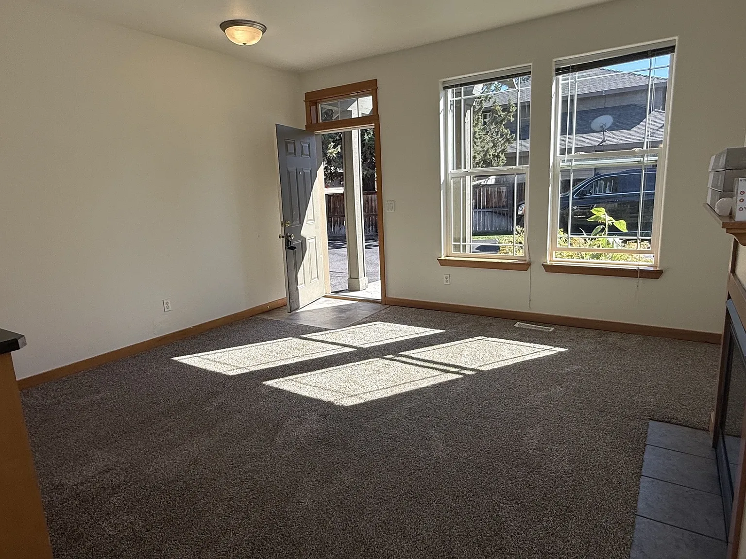 20842 Nova Loop — Photo 4