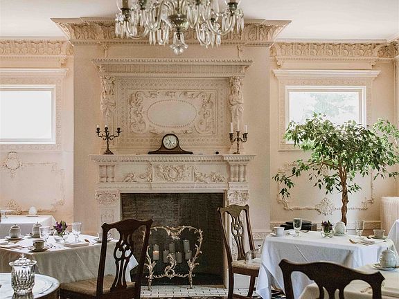 5th image of 124 Elm Street