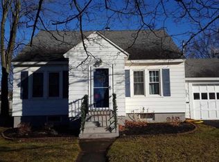 2032 Chepstow Rd, Schenectady, NY 12303