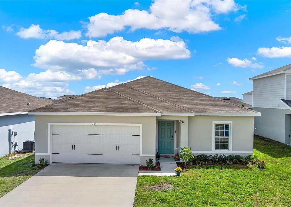 1511 Finnigan Cir