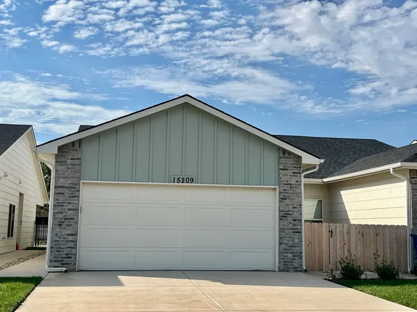 15209 W Kristina St, Goddard, KS 67052