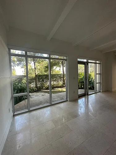 7728 Collins Ave Photo 1