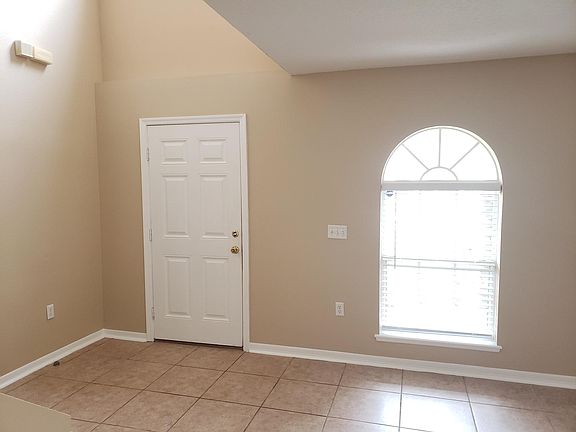4th image of 43 Bridgehaven Dr