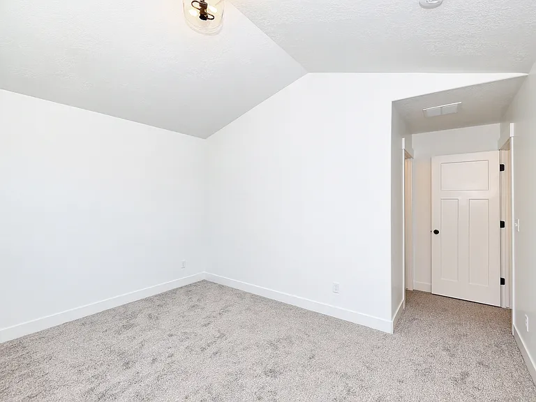 1299 N 3960 W — Photo 17