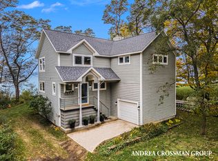 876.5 N Blue Star Hwy, South Haven, MI 49090