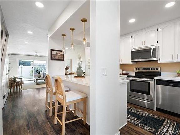 2nd image of 328 Winsome Pl