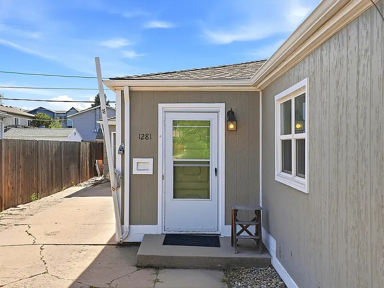 1281 Alton St — Photo 19