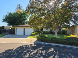 2833 E Paul Ave, Fresno, CA 93710