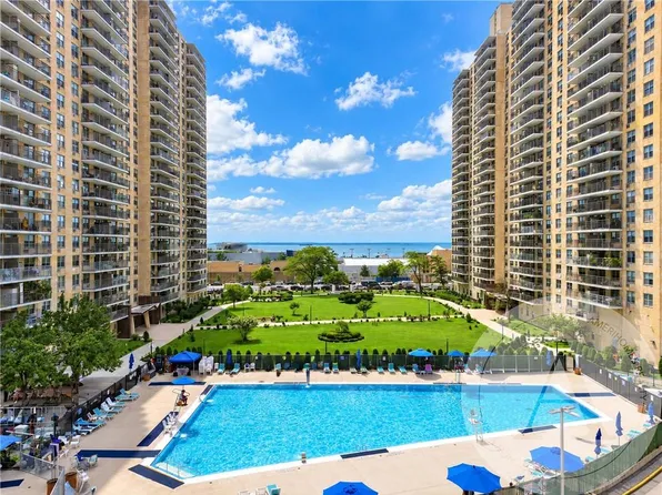 601 Surf Ave APT 18E, Brooklyn, NY 11224