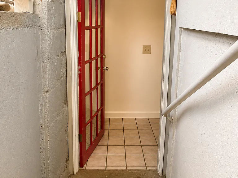 entrance way from outside