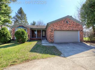 29537 Greenland St, Livonia, MI 48154