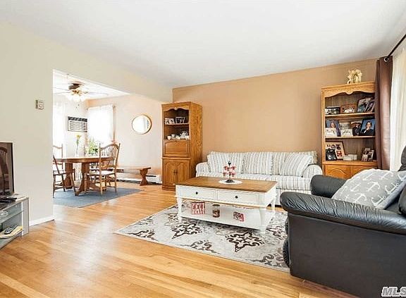 2nd image of 104 Prairie Dr
