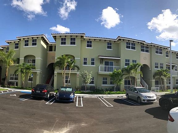2nd image of 290 NW 109th Ave APT 204