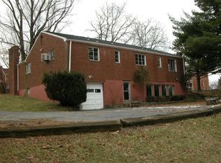 4920 E Willock Rd, Pittsburgh, PA 15227