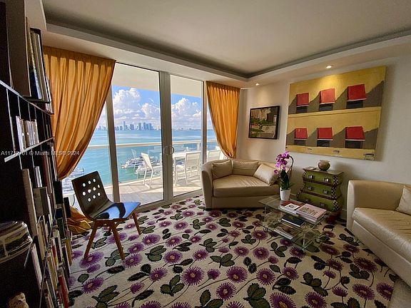 2nd image of 1900 Sunset Harbour Dr Suite 1212