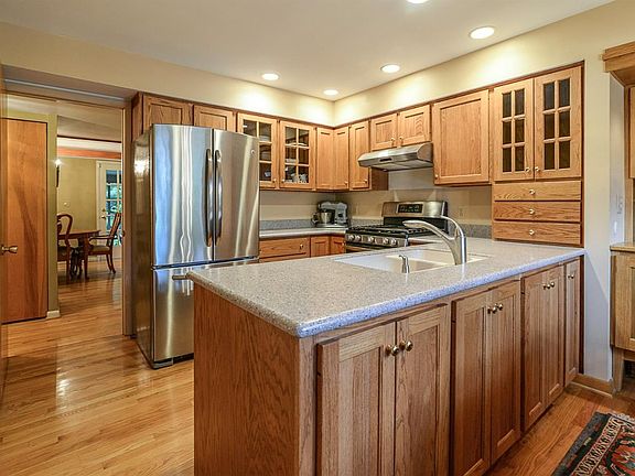 5th image of 2121 Brockman Blvd