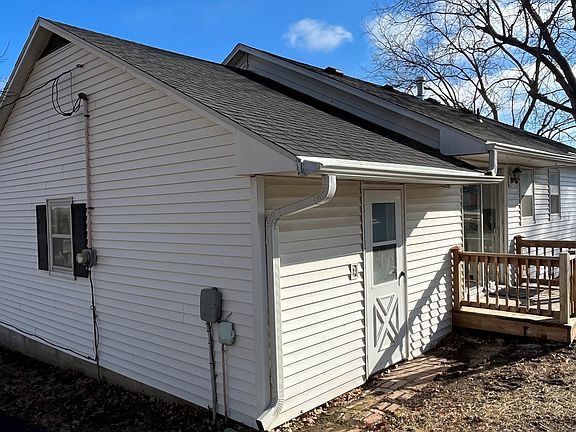 2nd image of 2404 Willard Ave