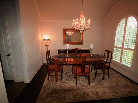 5th image of 15788 Willowbrook Ln