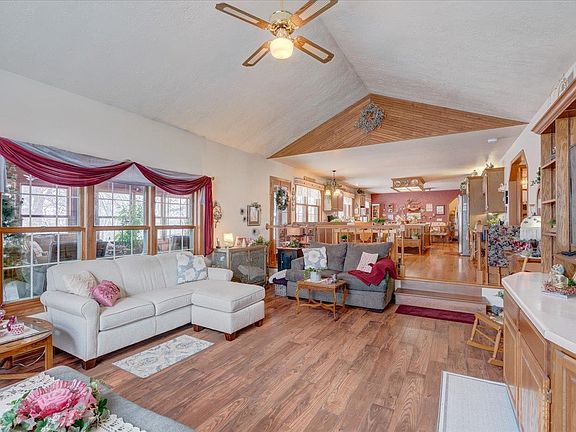 5th image of 10538 W Erbe Rd